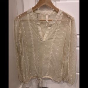 Bellatrix Women’s Cream Long-Sleeve Top Size: M